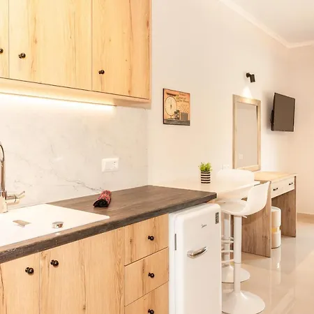 Milos Mountain - Nikitas * Áyios Nikítas