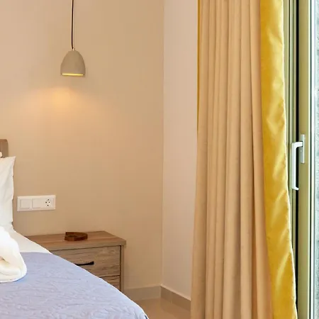 Milos Mountain - Nikitas Áyios Nikítas