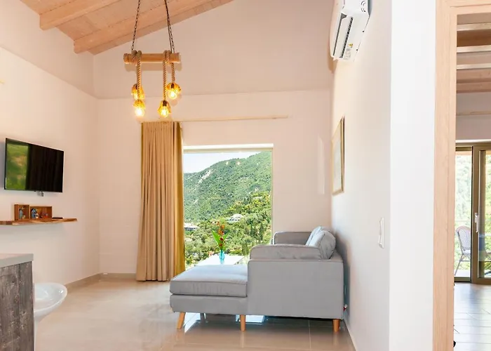 Milos Mountain - Nikitas Daire