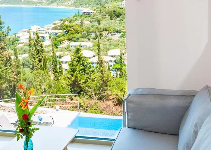 Milos Mountain - Nikitas Daire