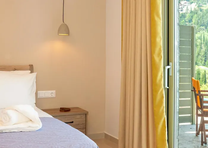 Milos Mountain - Nikitas Áyios Nikítas